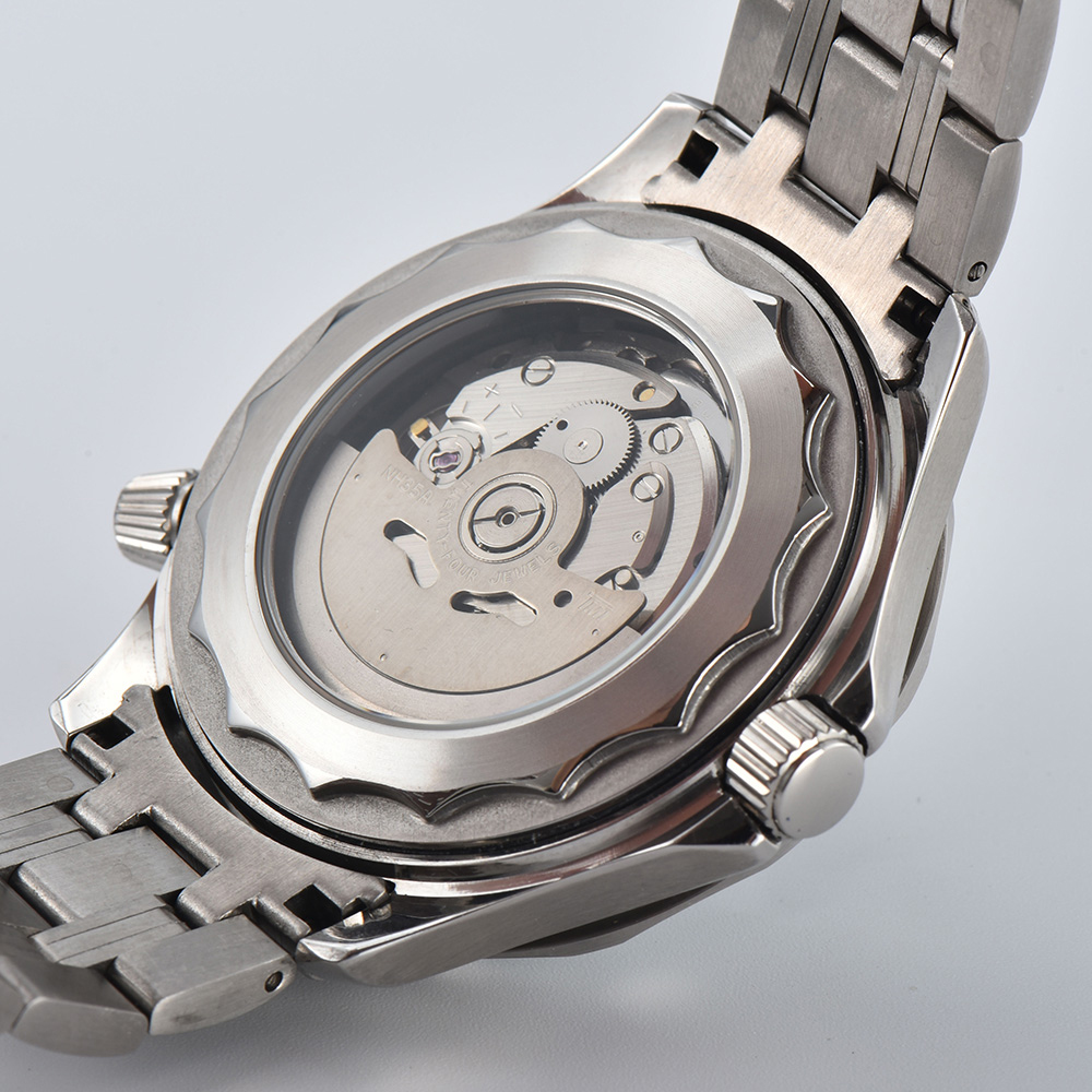 Jam tangan pria dengan tampila - Stainless Bracelet Diver ulasan dan harga